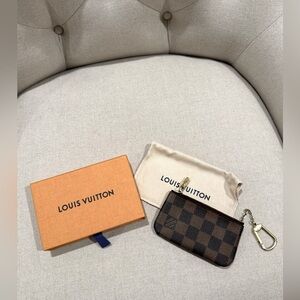 Louis Vuitton Damier Ebene Key Pouch
